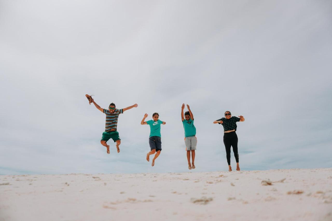 Komodoku One Love Homestay And Tour 纳闽巴霍 外观 照片